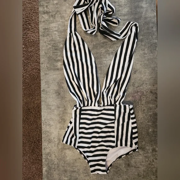 COCOSHIP Swim Nwot Cocoship Retro One Piece Backless Swimsuit